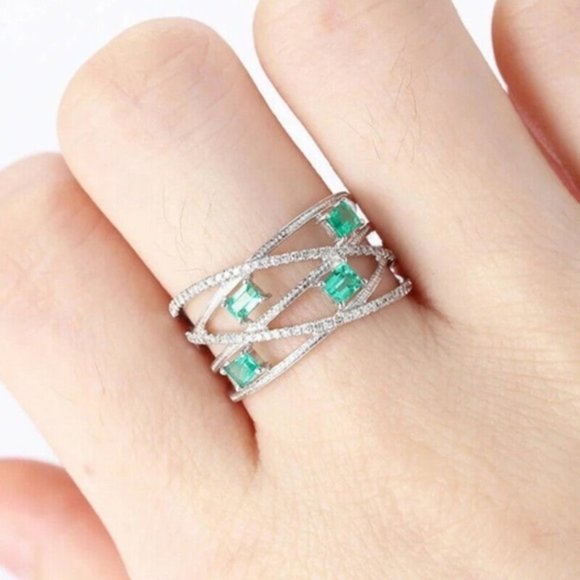 Beautiful 925 Silver Silver Ring Emerald Ring New - Picture 4 of 5